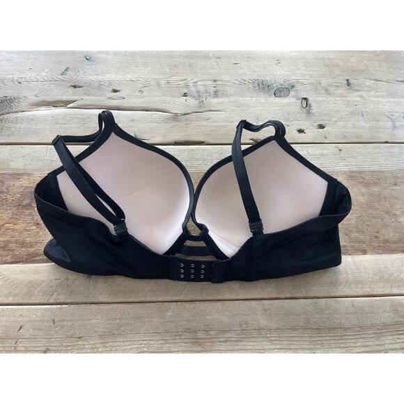 Victoria's Secret Black Shine Satin 32DD Very Sexy Push Up Bra VS - Picture 2 of 2